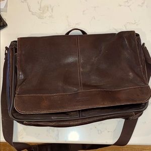 Kenneth Cole laptop shoulder bag